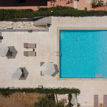 Adonis Hotel Agia Galini  Bagian luar foto