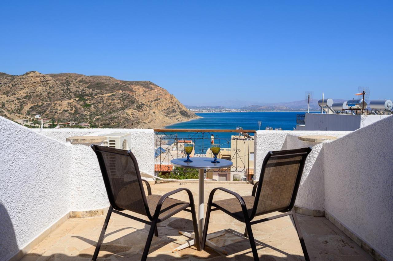 Adonis Hotel Agia Galini  Bagian luar foto